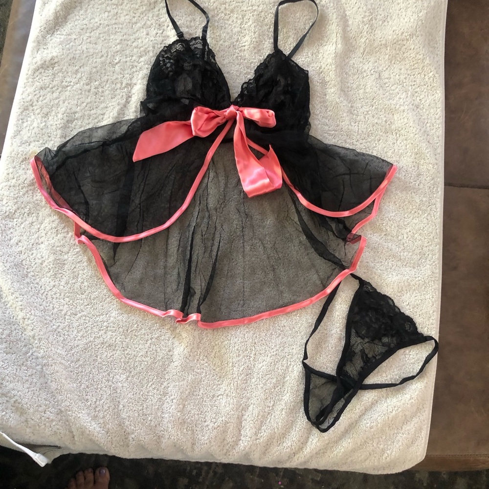 Perfect worn once clean excellent condition